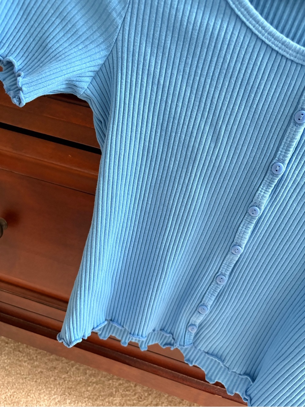 H&M Bright Blue Ribbed Button-Front Crop Top - Picture 2 of 3